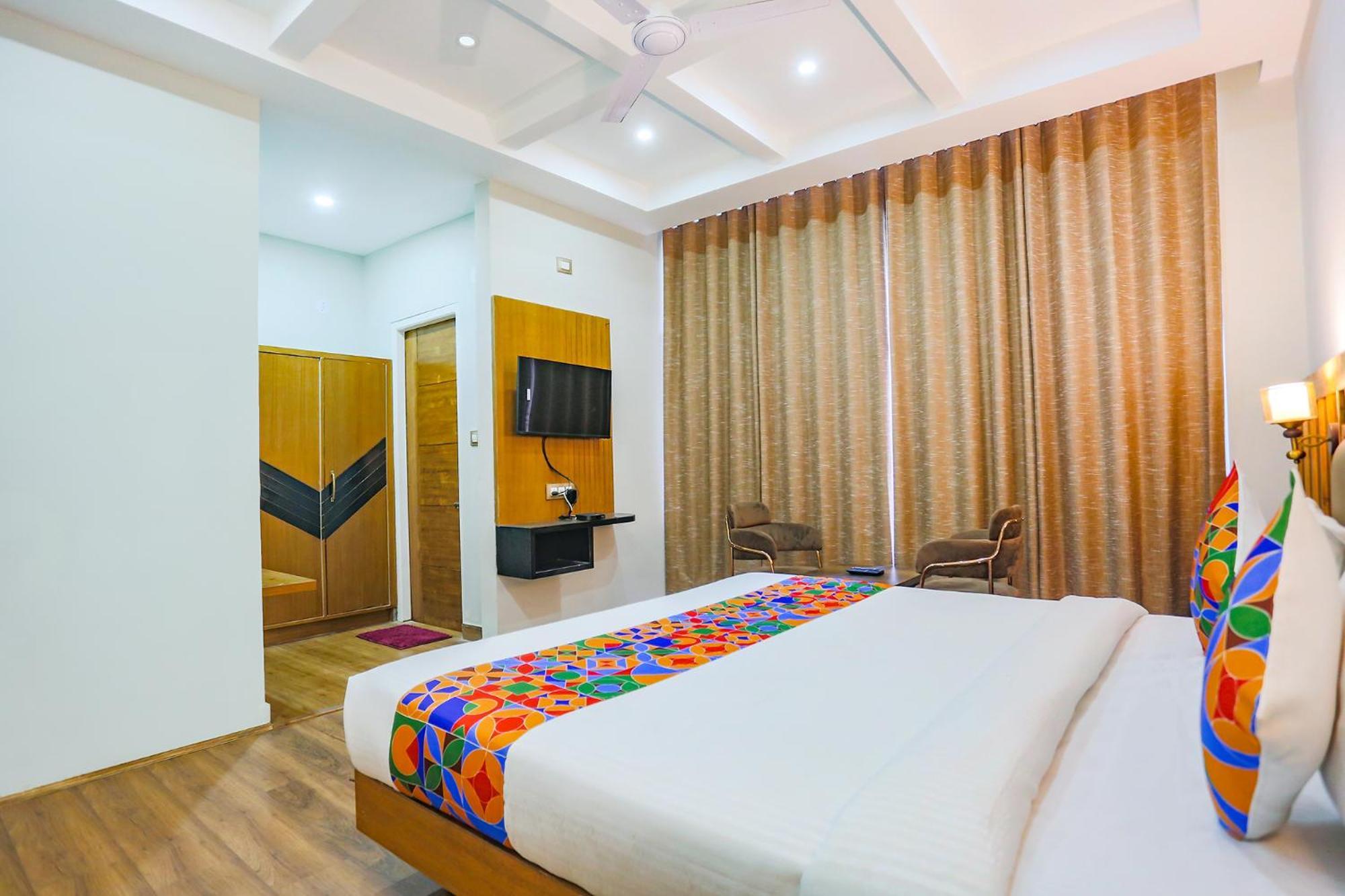Fabhotel Outhills Manāli Exterior foto